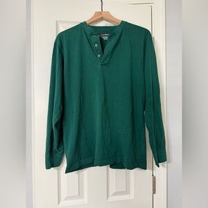 Ll bean Carefree Unshrinkable Tee, Traditional Fit, Long-Sleeve Henley Size Med